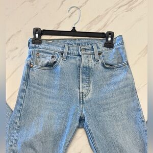 Levi's Women Light Blue Denim Jeans